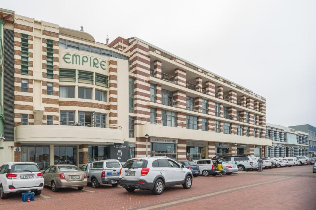 At The Beach - Muizenberg Cape Town Bagian luar foto